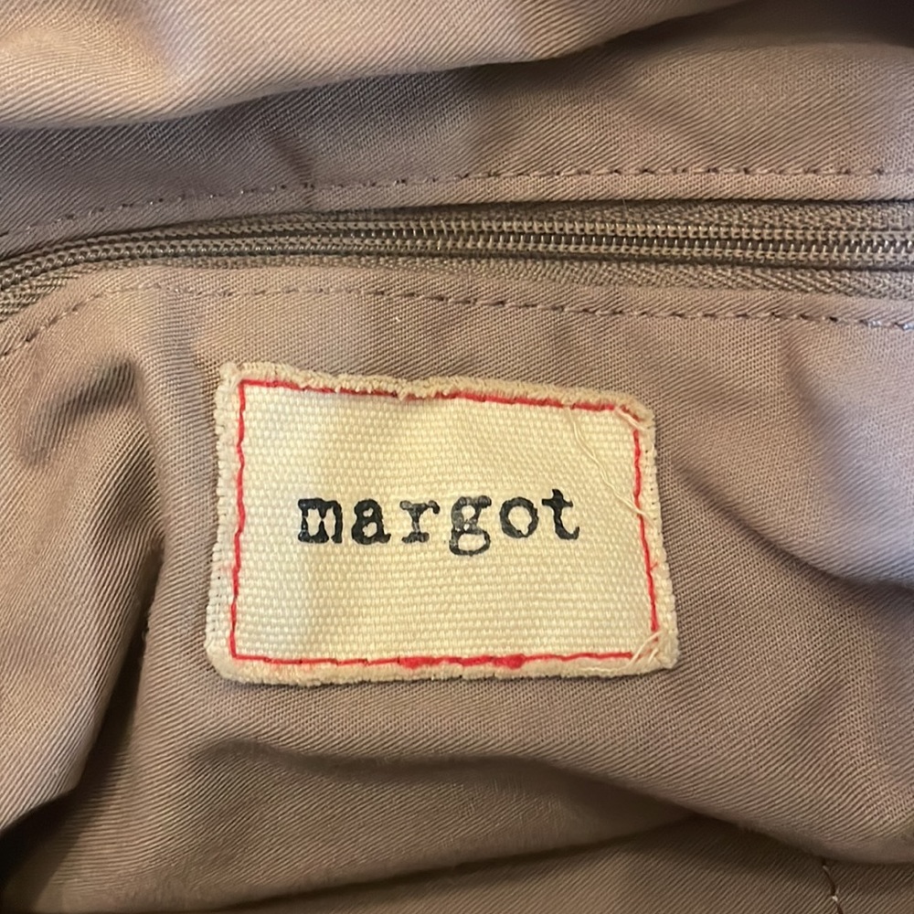Margot New York Leather Crossbody Bag - Picture 5 of 10